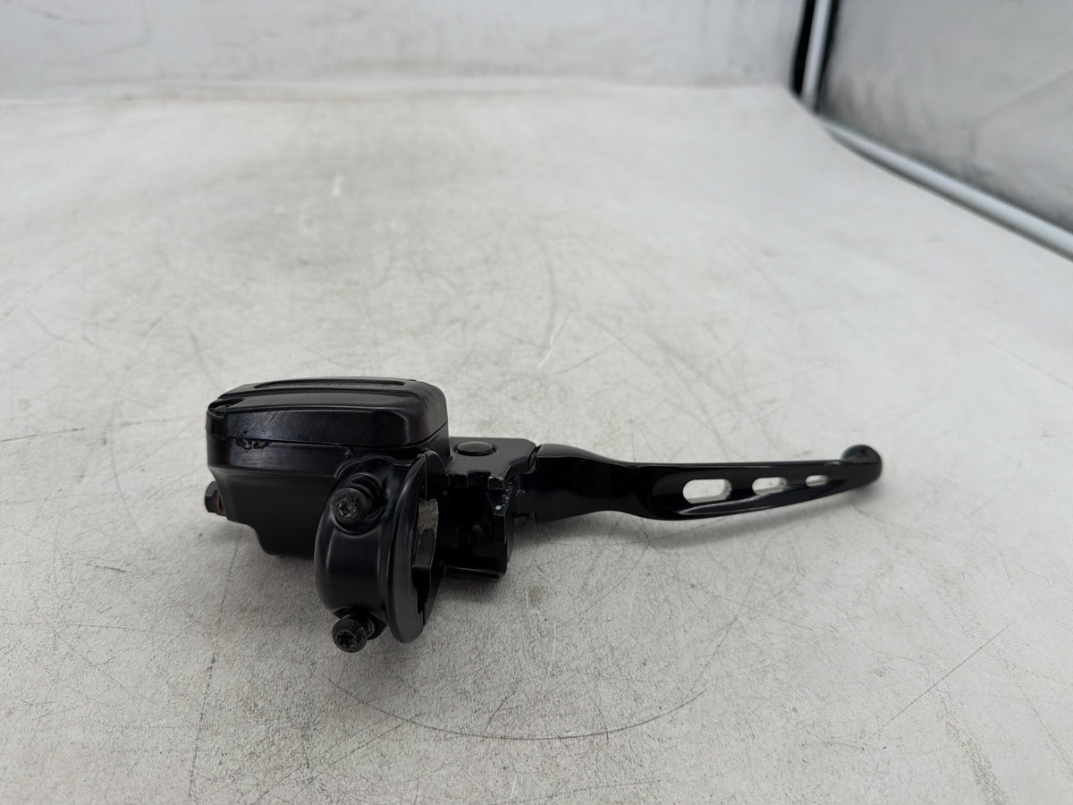 2011 Harley Electra Glide Touring Ultra OEM Front Right Brake Lever Master Cylinder