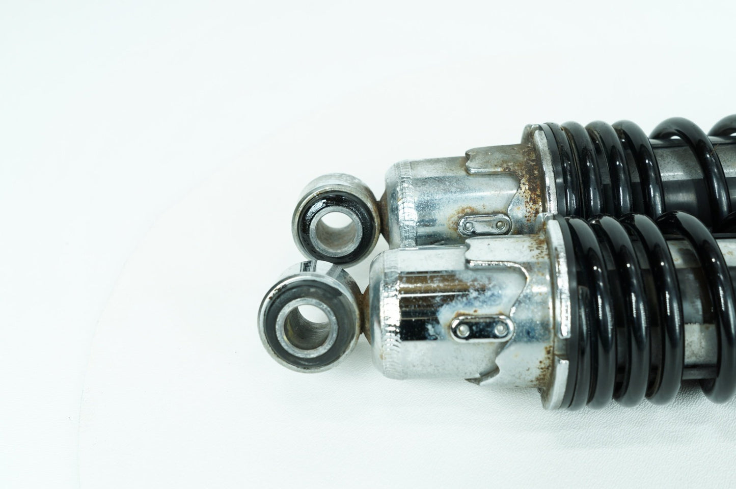 2004 - 2022 Harley-Davidson Sportster Iron 883 Rear Left Right Shock Absorbers 54550-10