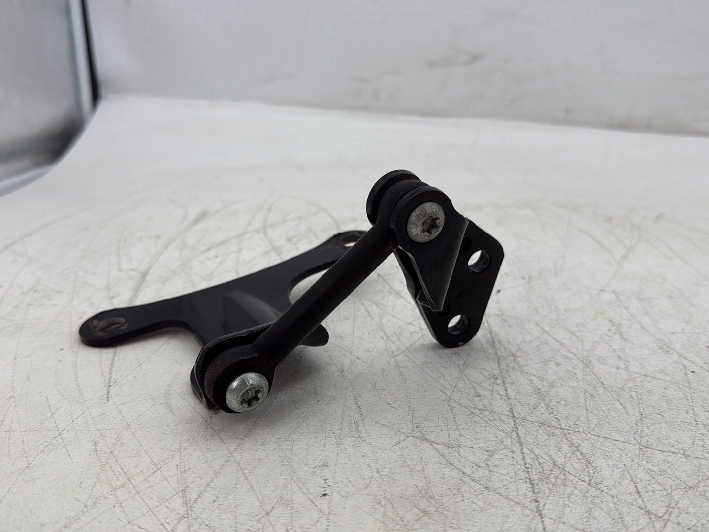 2006 Harley Sportster XL883L 883 Low OEM Mounting Bracket Holder Support Base
