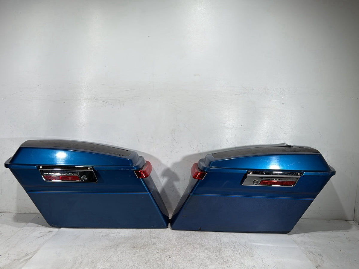 2006 Harley Electra Glide Touring Ultra FLHTCUI OEM Left Right Saddlebags Luggage NOKey