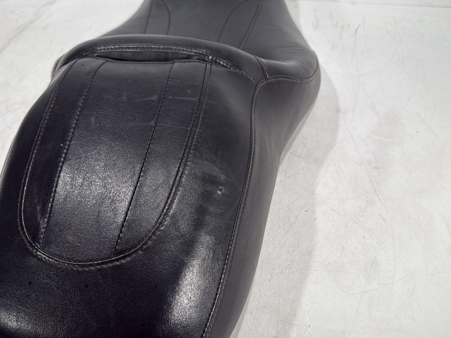 2015 Harley Road Glide Touring FLTRXS OEM Passenger Rider Driver Seat Saddle