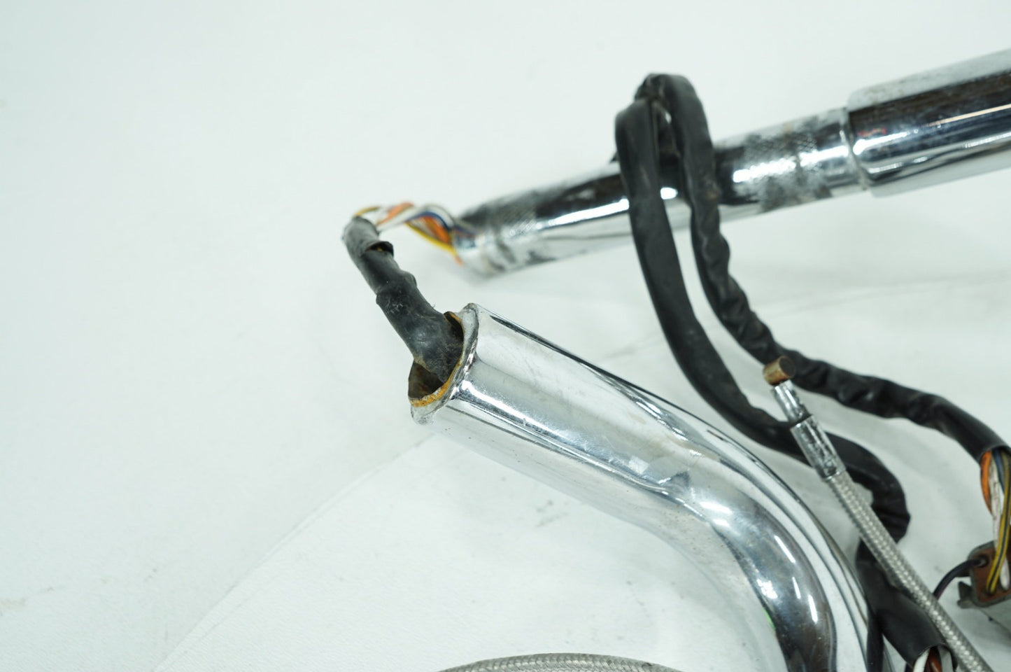 1999 - 2006 Harley-Davidson Touring Road King Police Handlebars Left Right Switches Controls 71684-06A