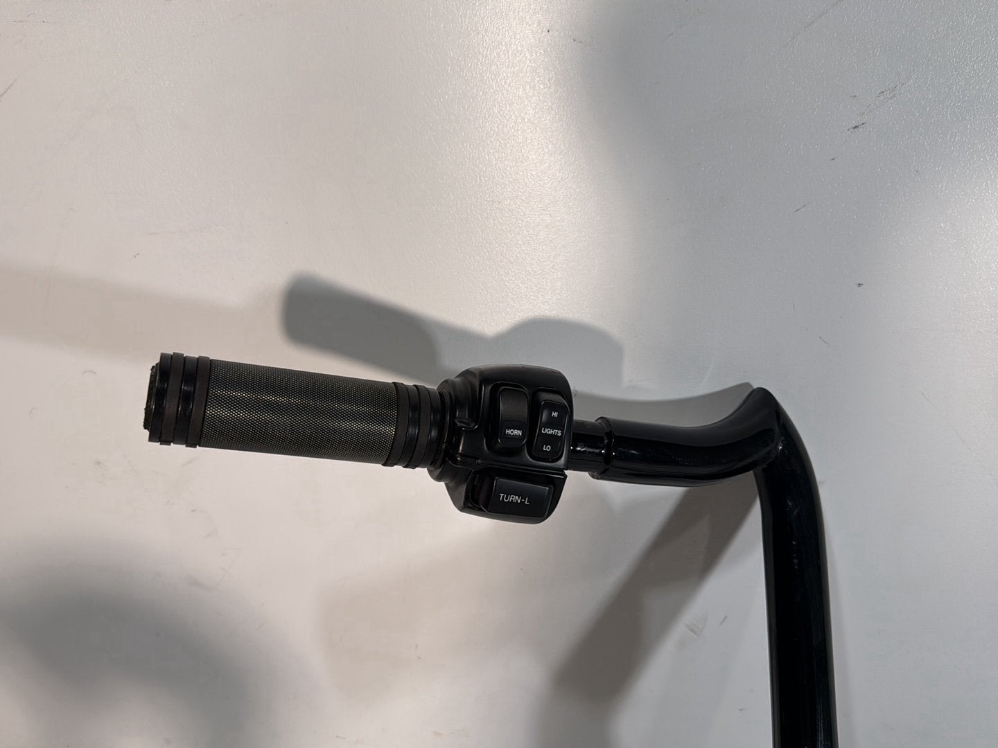1986 - 1998 Harley-Davidson Softail Heritage Classic Handlebars Left Right Switches Controls 56569-86 , 71591-96A