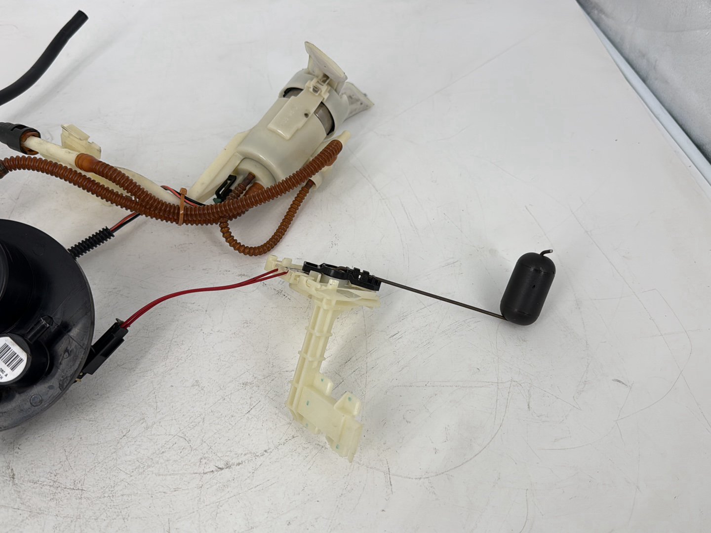 2008 - 2016 Harley-Davidson Touring Street Glide Gas Gasoline Fuel Petrol Pump Sending 62908-08