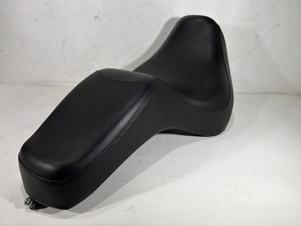 2001 Harley Softail Deuce FXSTD OEM Passenger Rider Driver Seat Saddle