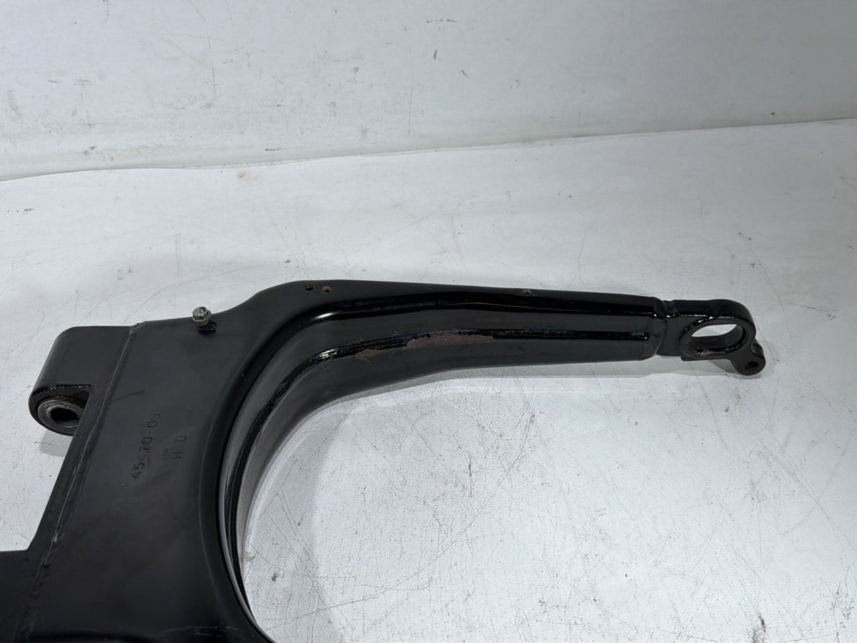 2010 Harley Road King Touring Classic OEM Rear Fork Swingarm Swing Arm