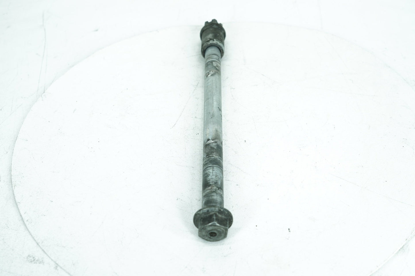 1999 - 2006 Harley-Davidson Touring Electra Glide Ultra Rear Wheel Axle Bolt Shaft 41110-89