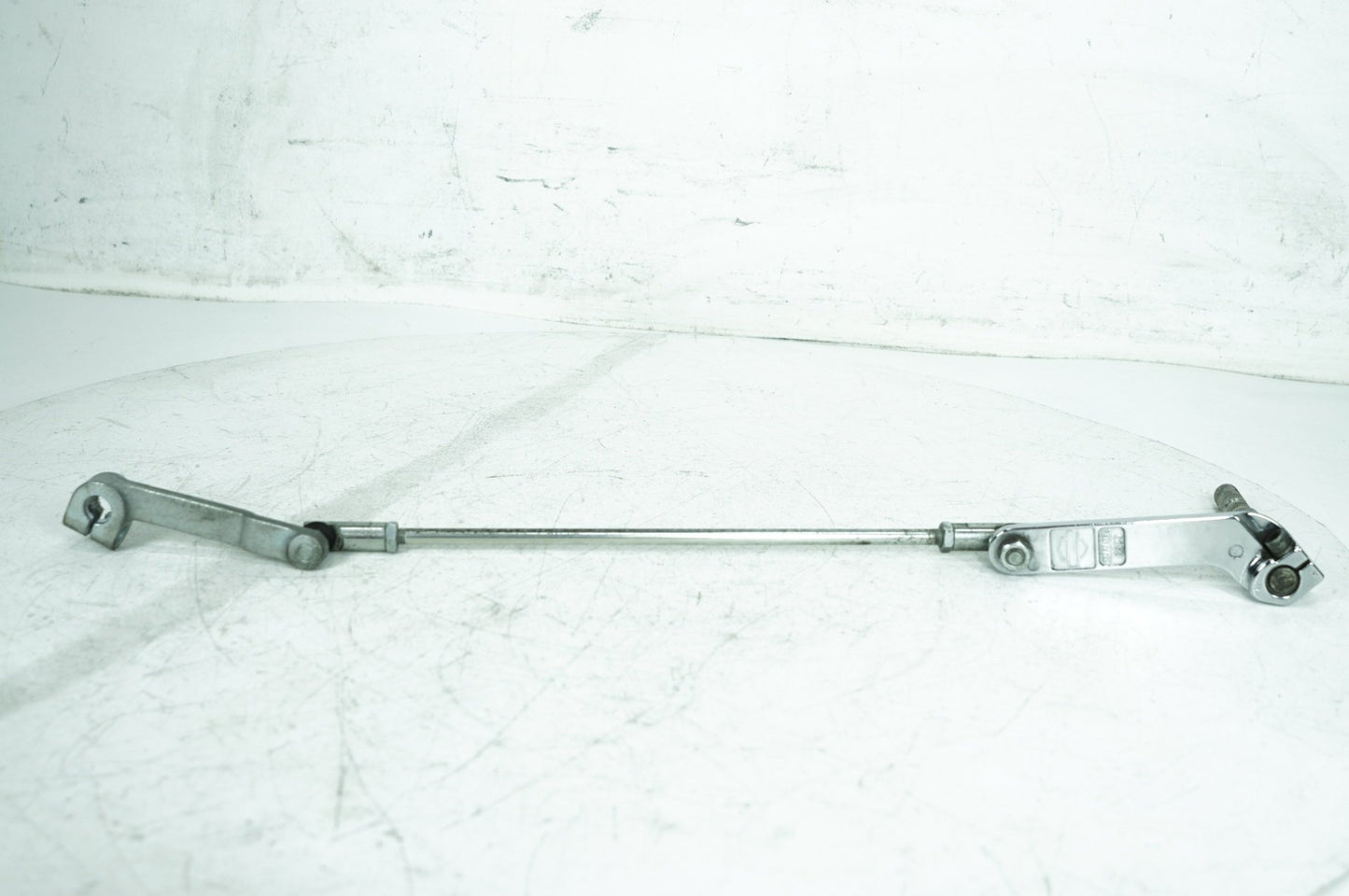 2008 - 2016 Harley-Davidson Touring Electra Glide Ultra Gear Shifter Lever w/ Rod linkage 33709-82A