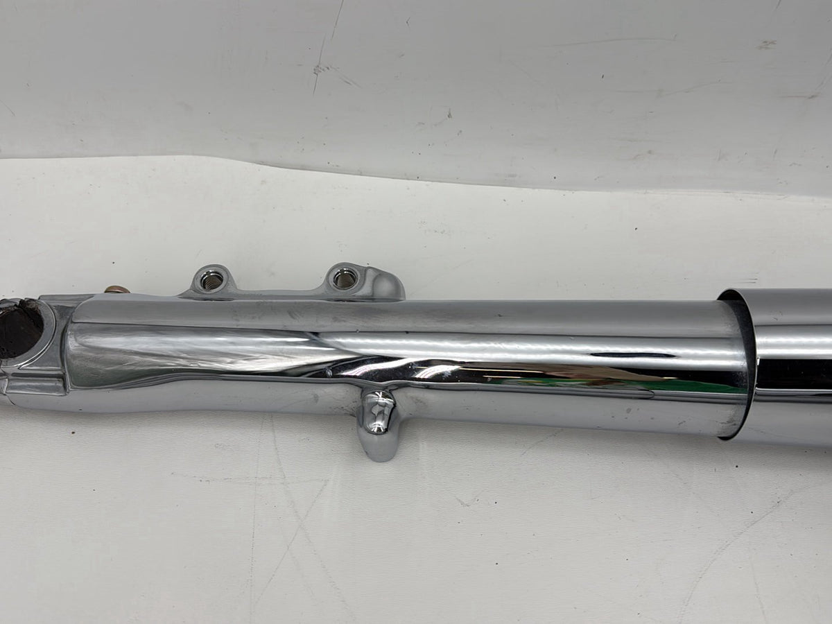 02 Harley Touring Screamin Road King Front Triple Tree Set LH RH Fork Leg Slider
