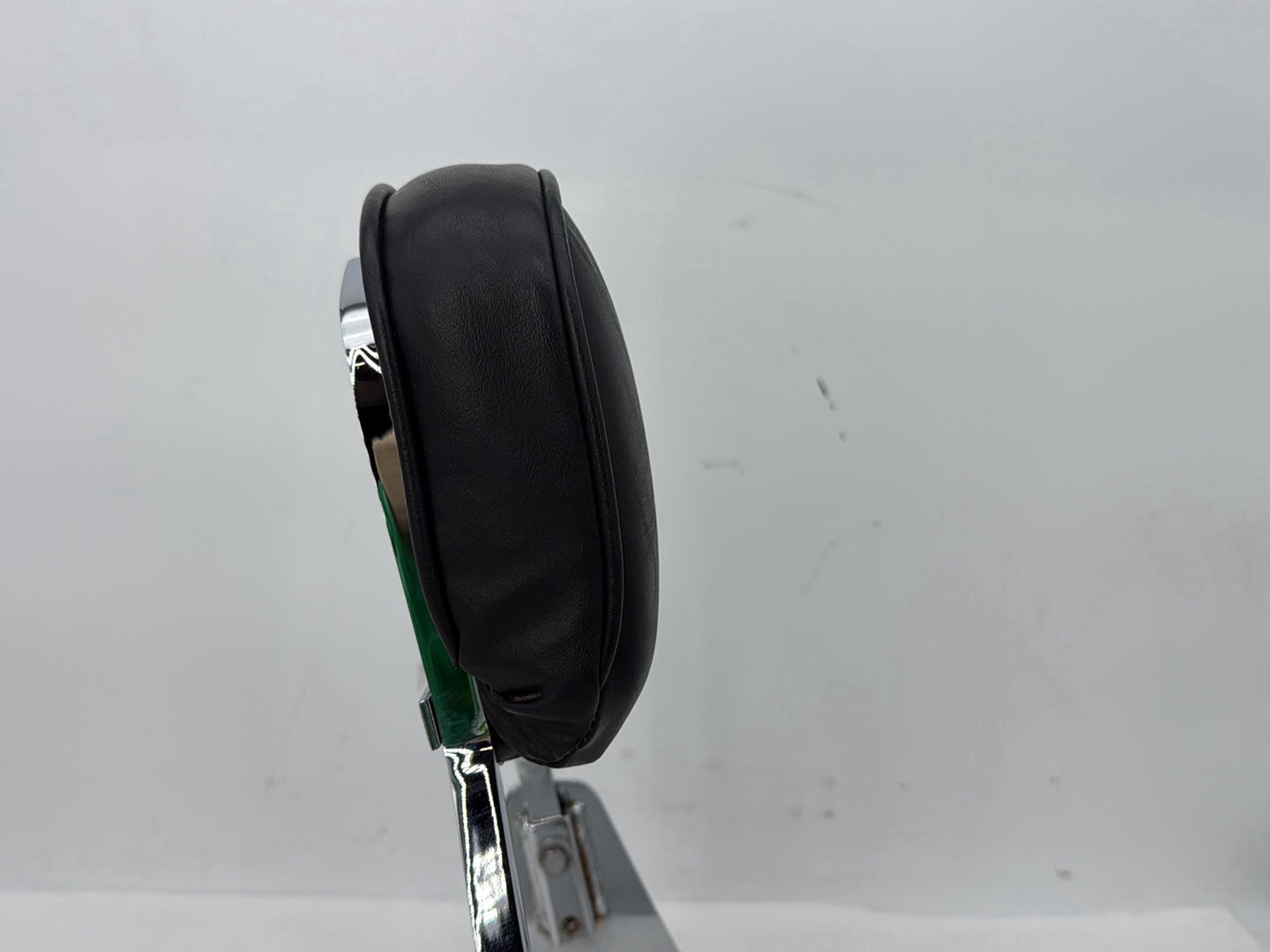 2004 - 2013 Harley-Davidson Sportster 1200 Custom Rear Sissy Bar w/ Backrest Cushion Pad 51146-10A