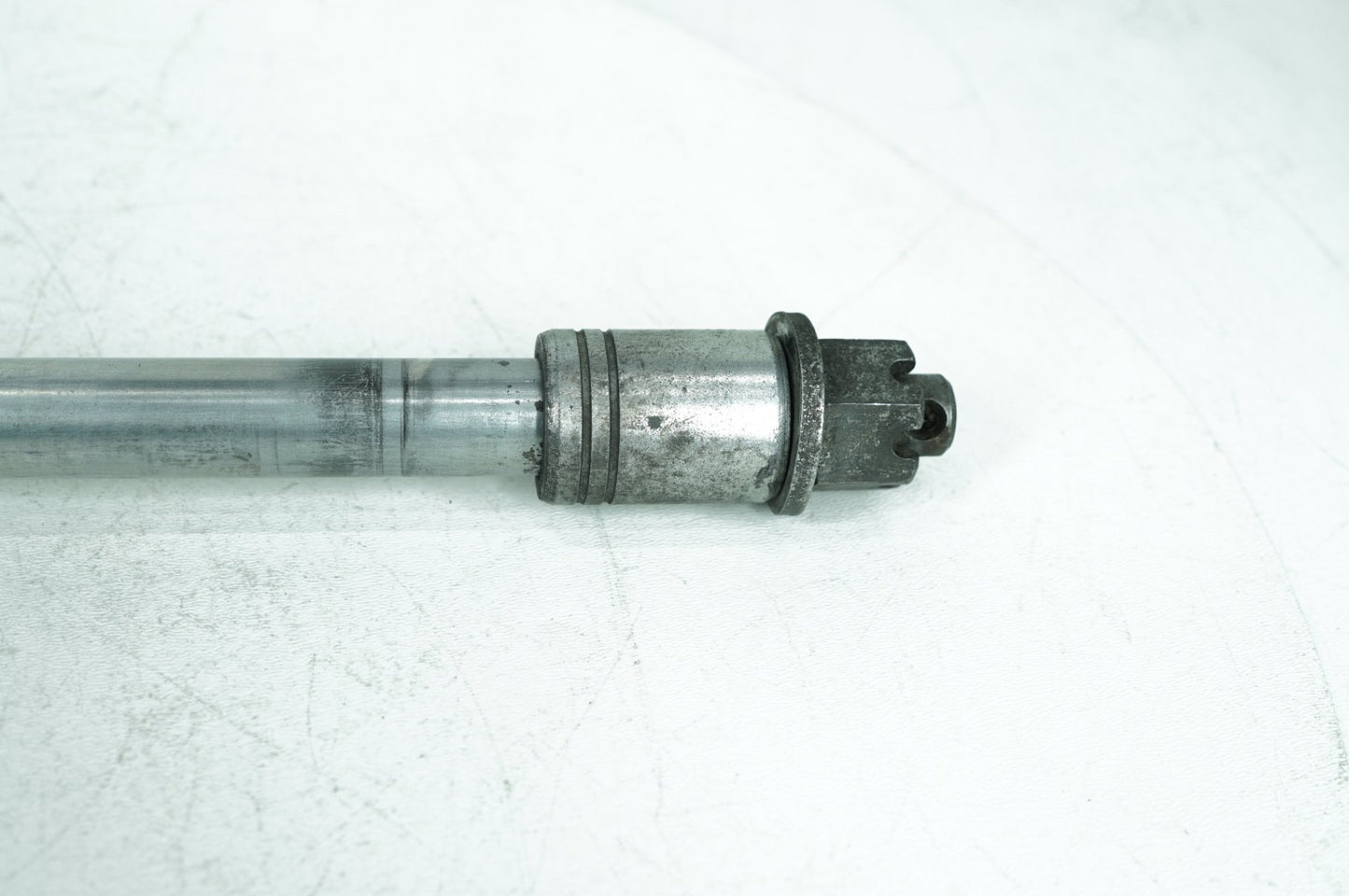 1999 - 2006 Harley-Davidson Touring Road King Classic Rear Wheel Axle Bolt Shaft  	41110-89
