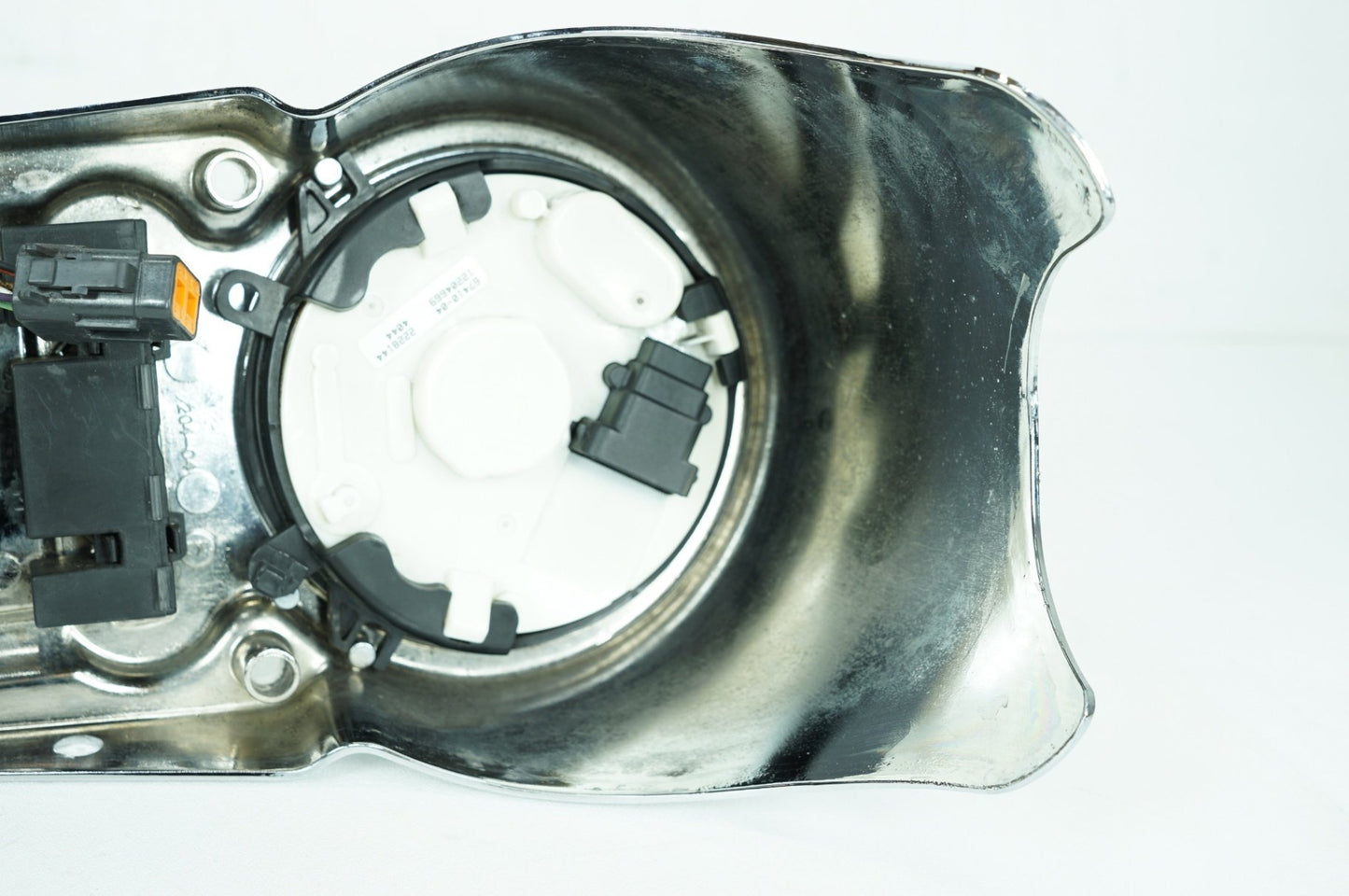 1999 - 2006 Harley-Davidson Dyna Wide Glide Fuel Tank Dash Console Speedometer NOKey 71211-04A