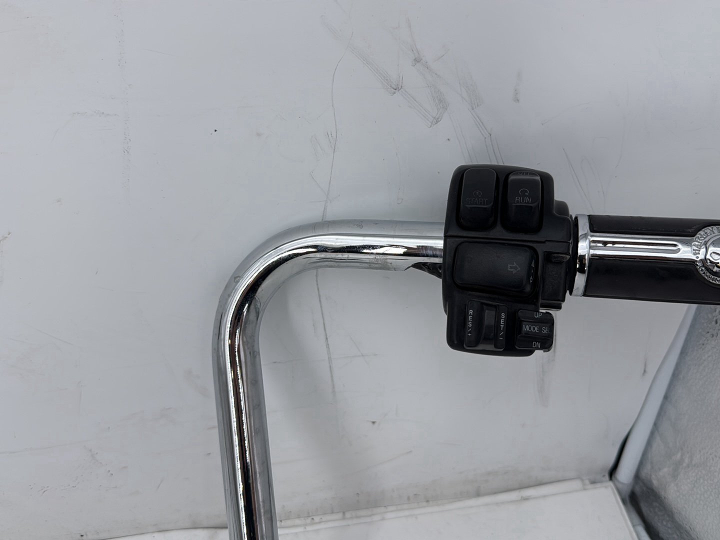 2013 Harley Street Glide Touring FLHX OEM Handlebars Left Right Switches Controls