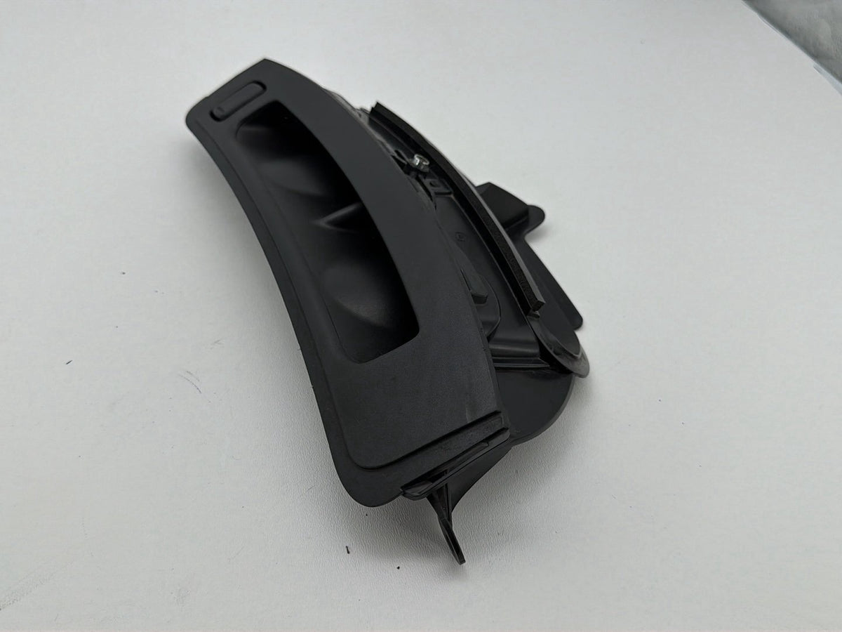 2014 Harley Electra Glide Touring Ultra OEM Front Inner Fairing Air Duct Vent