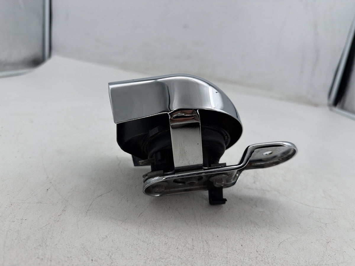 2011 Harley Road King Touring FLHR OEM Horn Signal Klaxon Chrome Cover