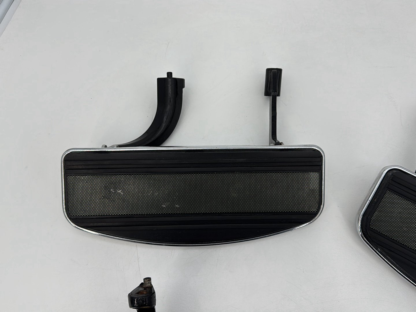 2007 - 2012 Harley-Davidson Touring Road Glide Left Right Driver & Pass Floorboard Foot Rest 	50606-06