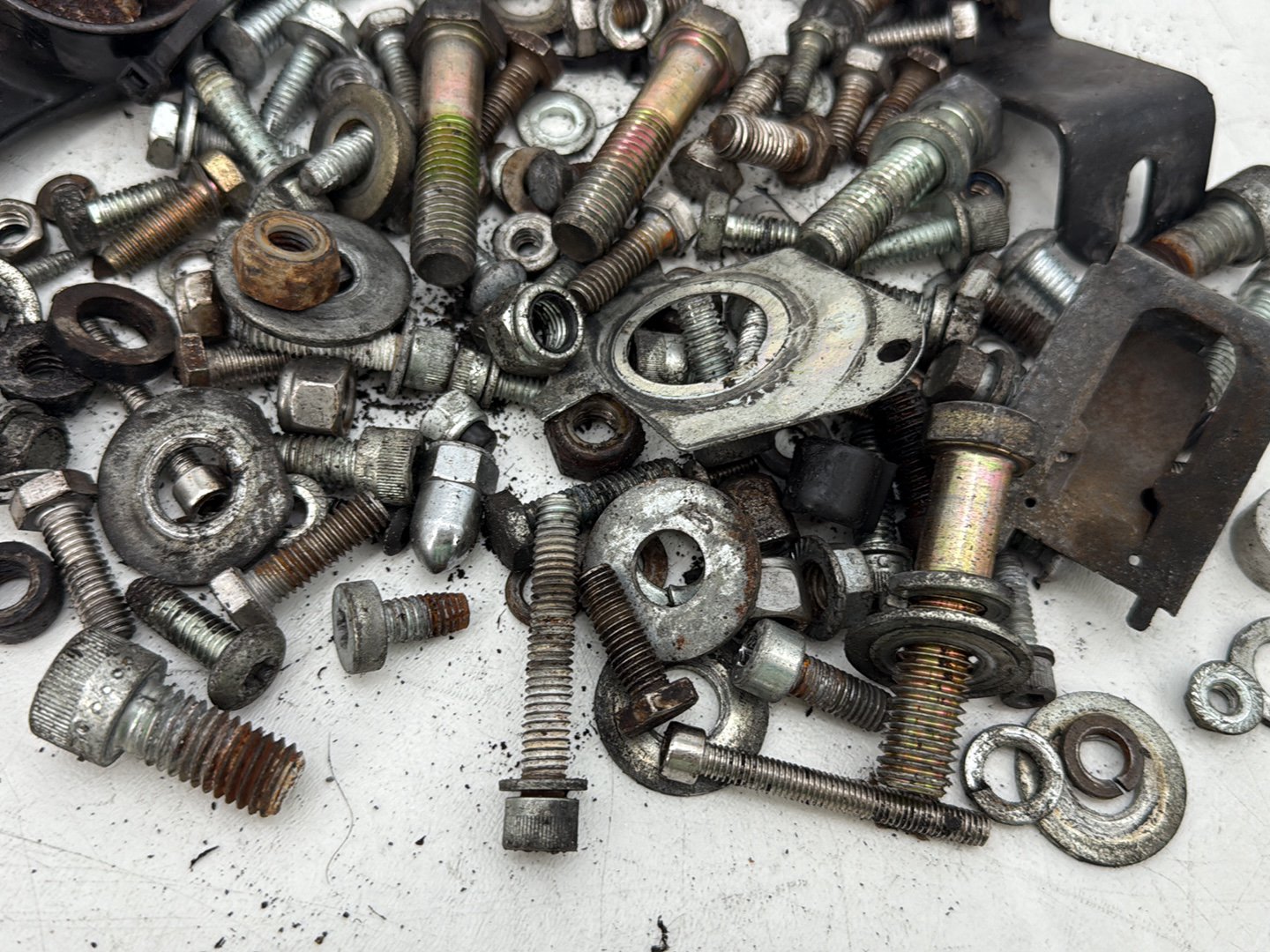 2008 Harley Electra Glide Touring Ultra FLHTCUI OEM Hardware Bolts Nuts & Brackets