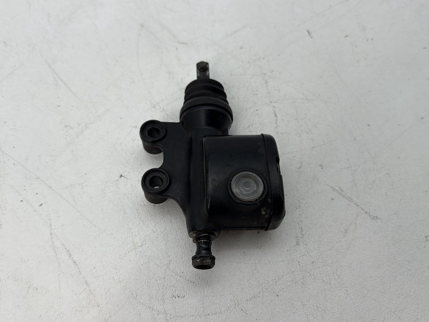 2008 Harley Road King Touring FLHR OEM Rear Brake Master Cylinder Reservoir