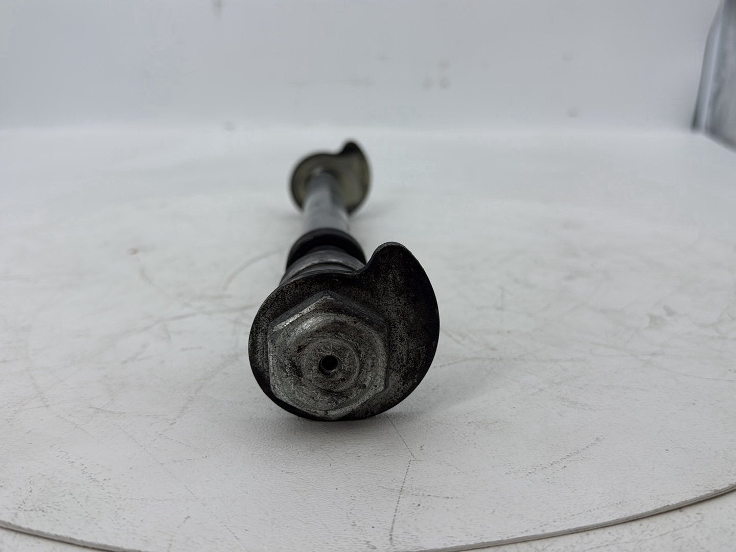 2007 - 2012 Harley-Davidson Touring Electra Glide Ultra Rear Wheel Axle Bolt Shaft