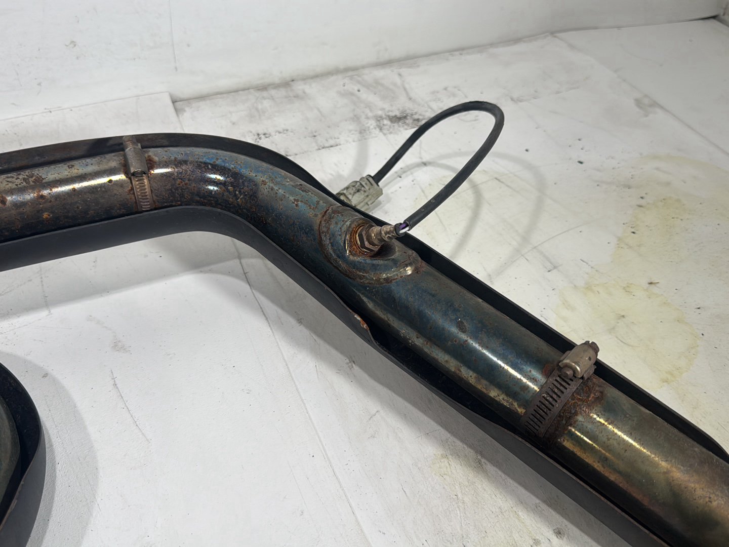 2012 Harley Dyna Fat Bob FXDF 103 OEM Exhaust Header Pipes Muffler Vance & Hines
