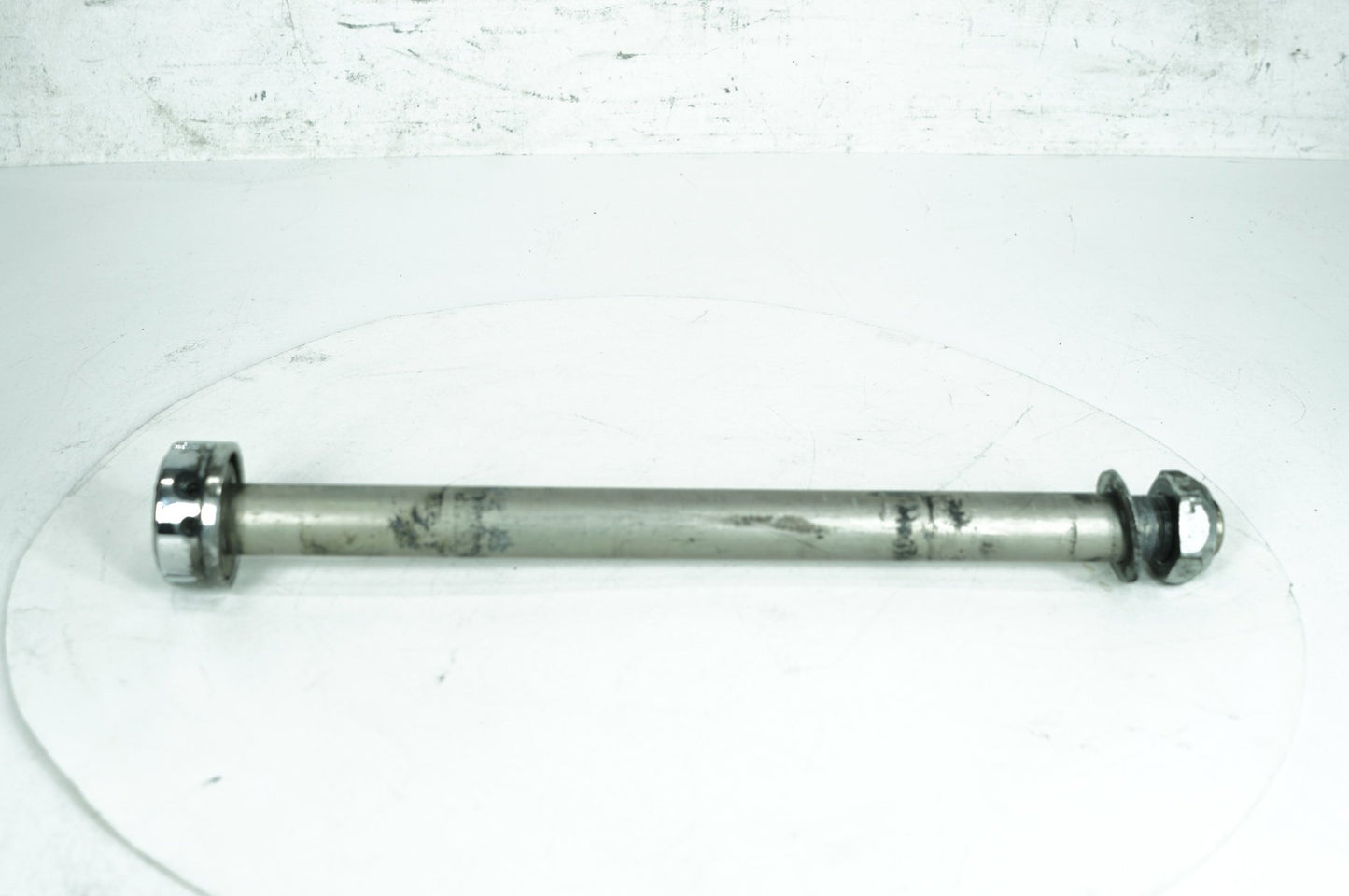 2007 - 2016 Harley-Davidson Dyna Super Glide Custom Rear Wheel Axle Bolt Shaft 41114-08