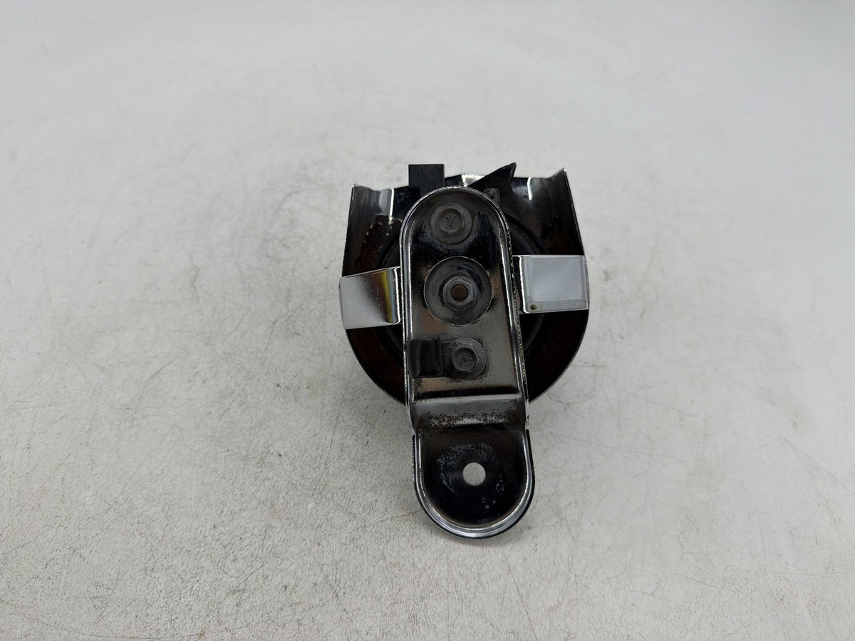 2011 Harley Street Glide Touring FLHX-103 OEM Horn Signal Klaxon Chrome Cover