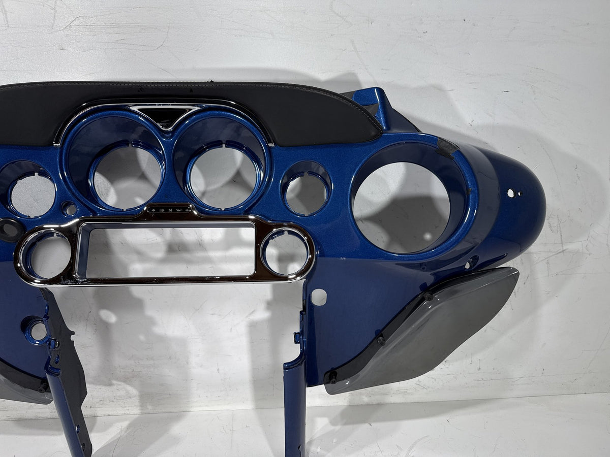 07 Harley Electra Glide Touring CVO Eagle OEM Front Inner Batwing Fairing Cover
