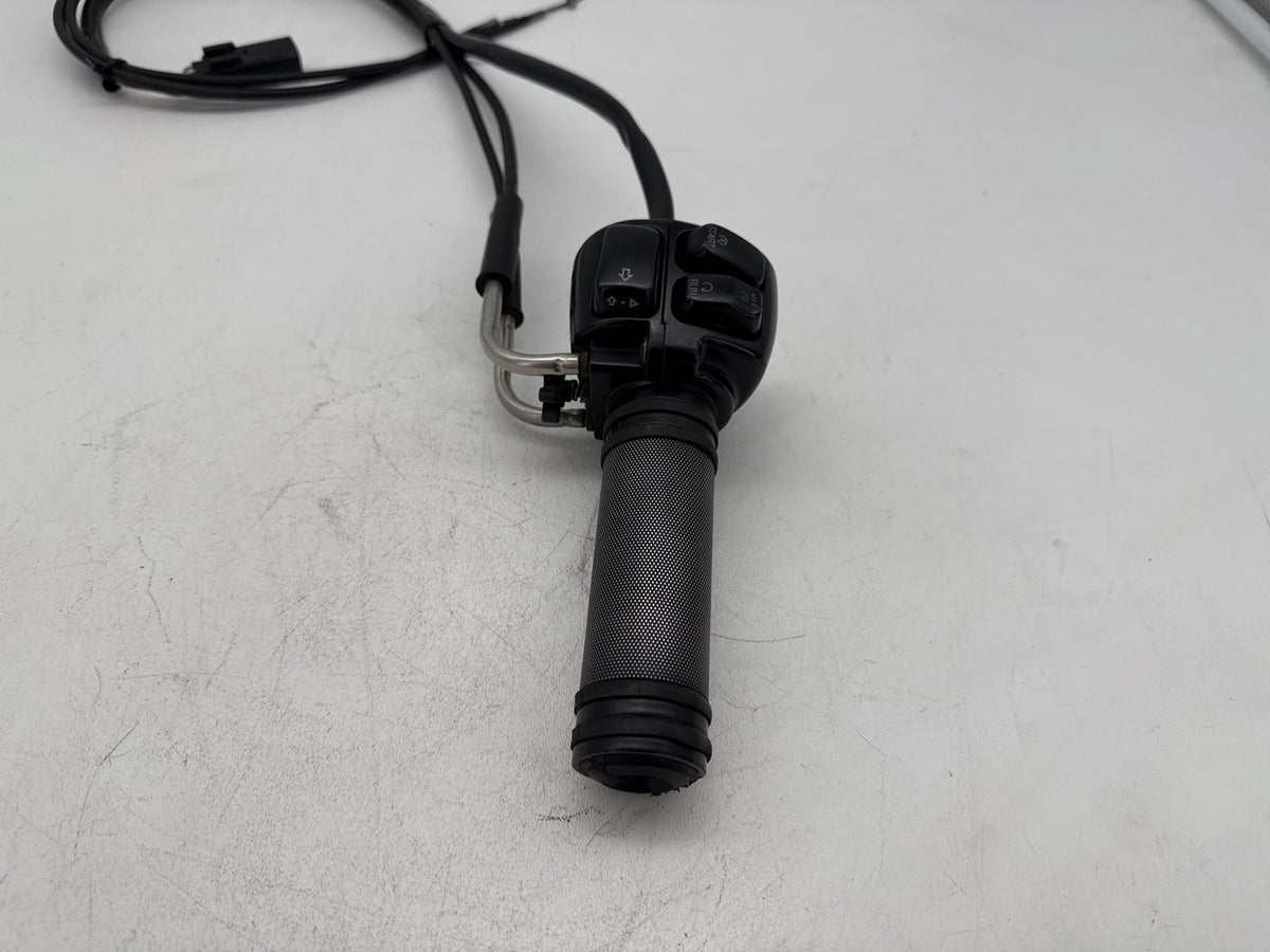2008 Harley Softail Custom FXSTC OEM Right Engine Start Kill Switches Controls