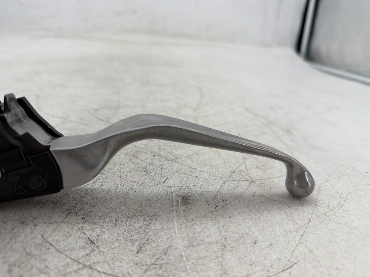 2009 Harley Dyna Street Bob FXDB OEM Front Right Brake Lever Master Cylinder