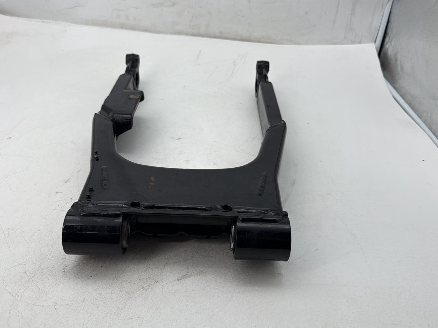 2007 Harley Touring FLHTP Electra Glide Police OEM Rear Fork Swingarm Swing Arm