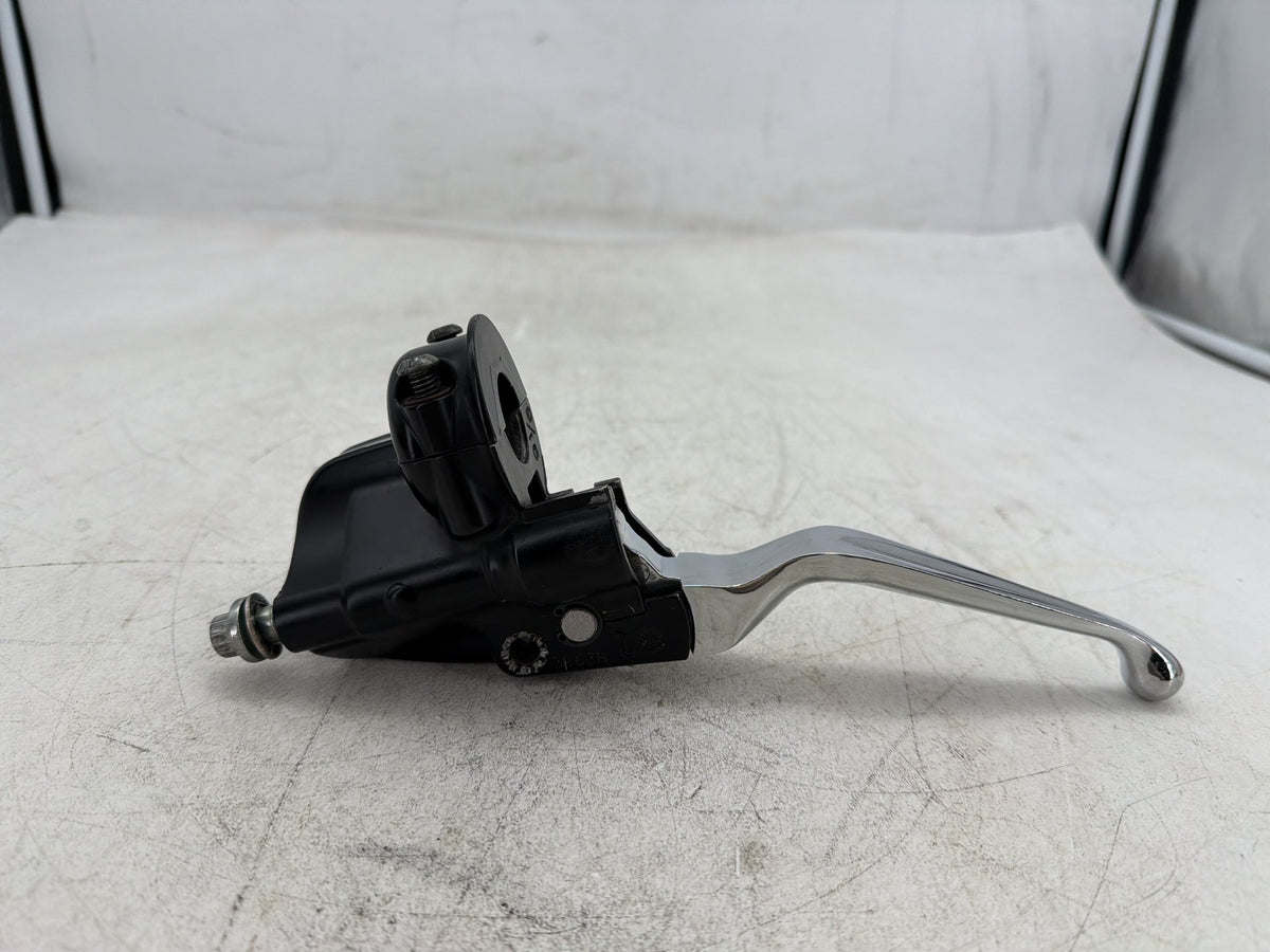 2004 Harley Heritage Softail Classic OEM Front Right Brake Lever Master Cylinder
