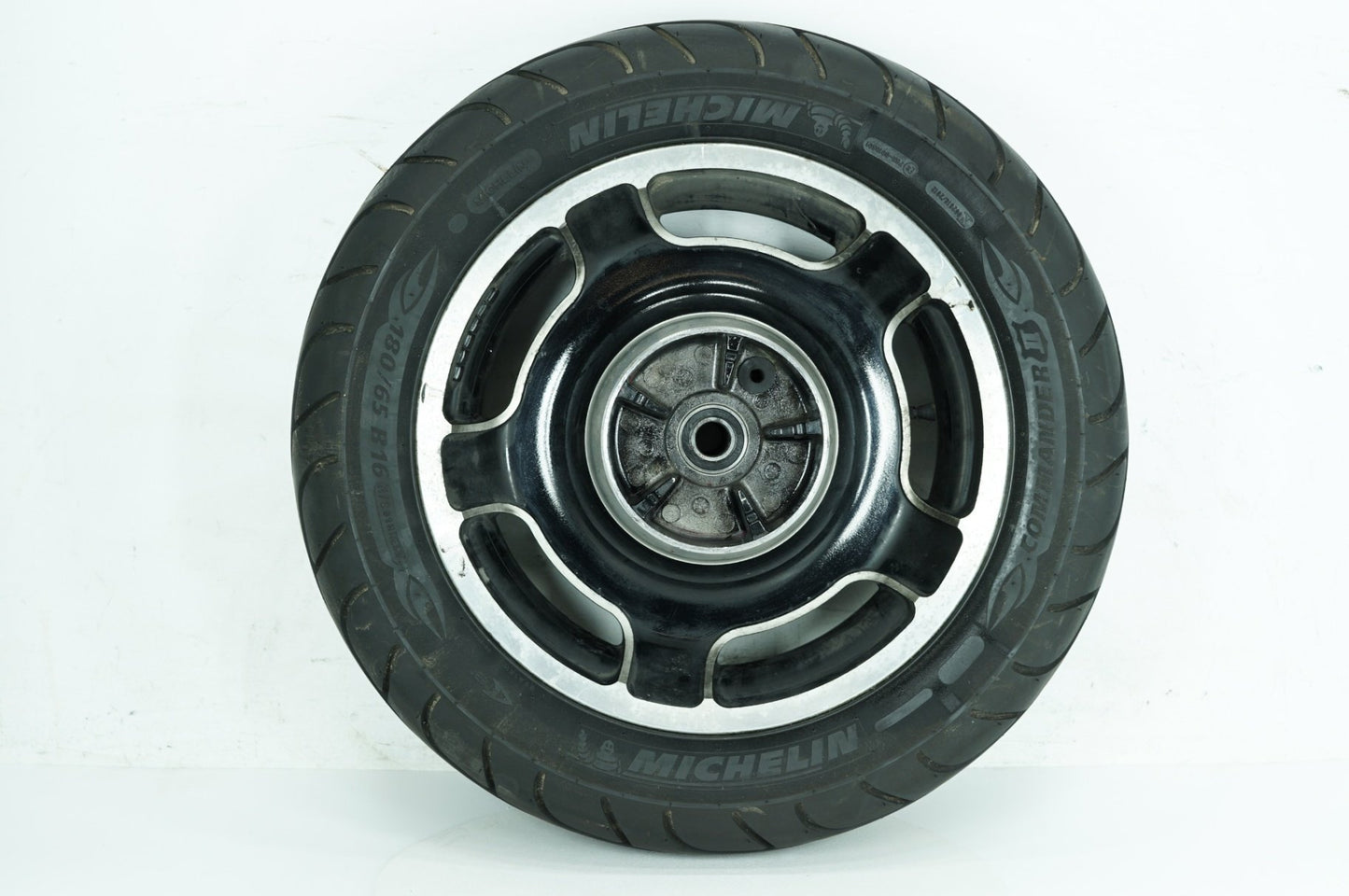 2007 - 2012 Harley-Davidson Touring Street Glide Rear Wheel Rim Tire 180/65B16 81H, Michelin, Airstrike