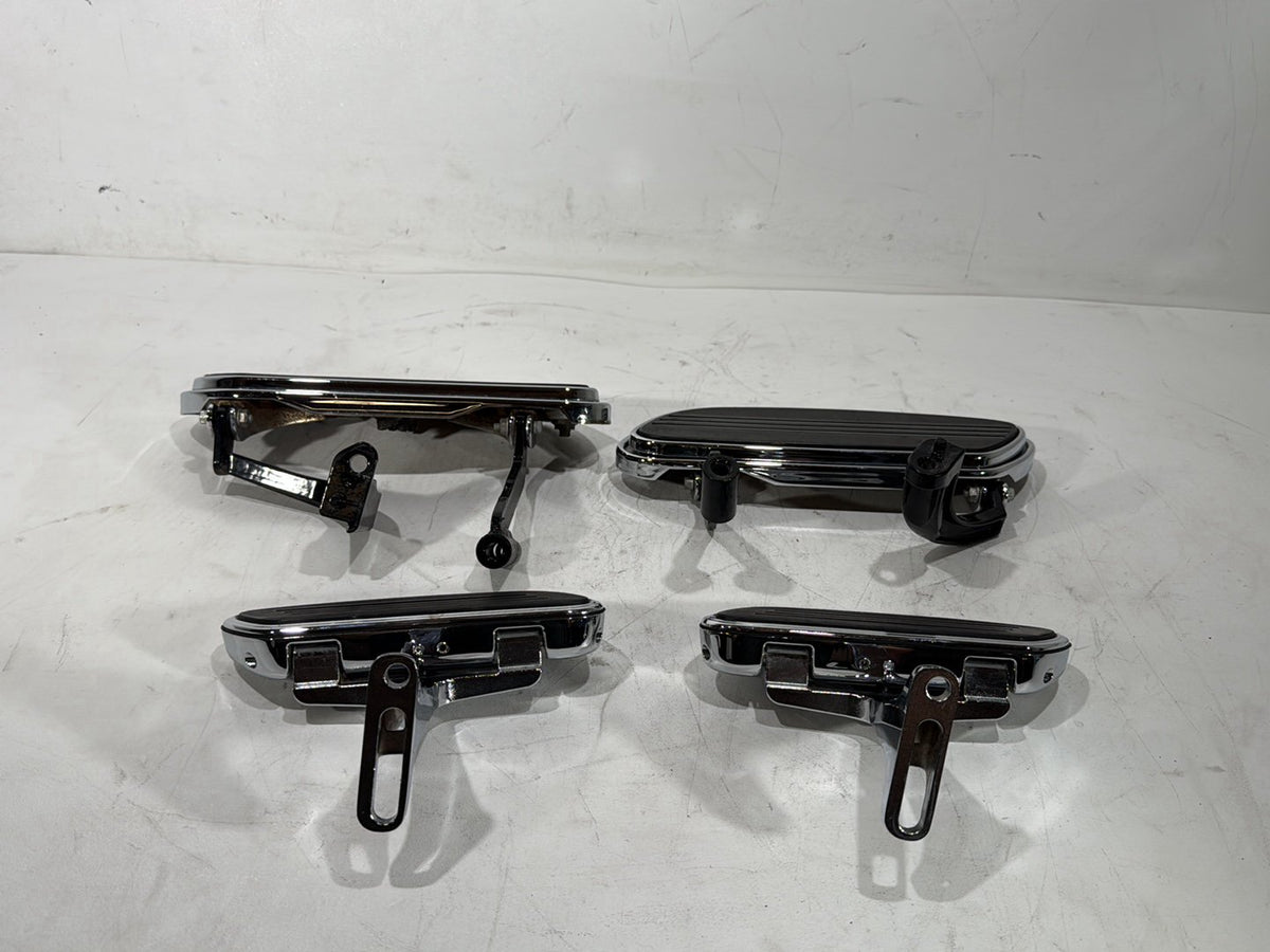 10 Harley Street Glide Touring OEM Left Right Driver & Pass Floorboard Foot Rest
