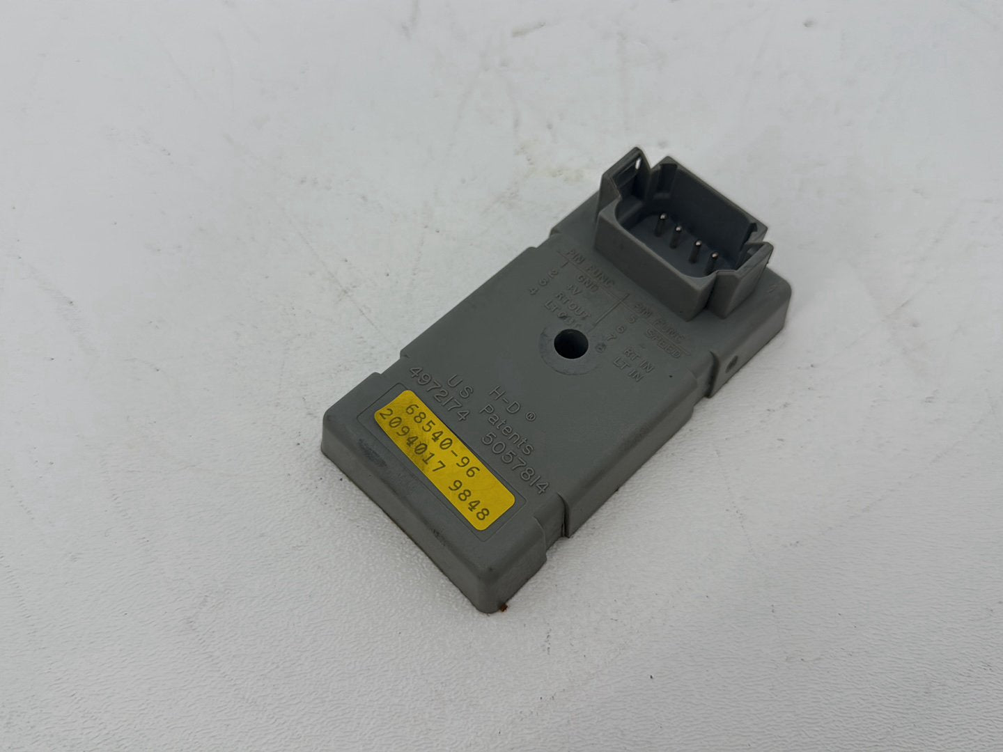 1999 - 2006 Harley-Davidson Dyna Low Rider Turn Signal Computer Module TSM 68540-96