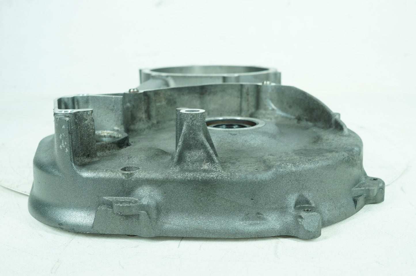2011 Harley Touring SE2 CVO Street Glide Screamin OEM Inner Primary Clutch Cover