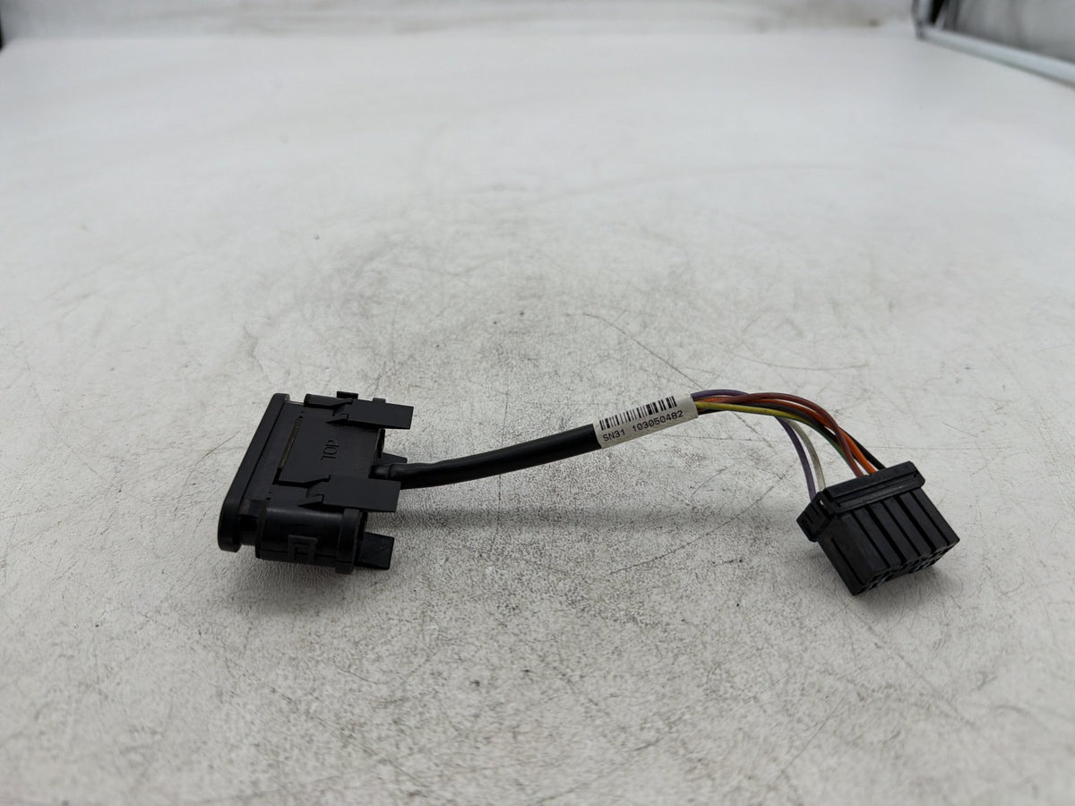 2011 Harley Electra Glide Touring Police OEM Dash Indicator Lamp Wire Plug In