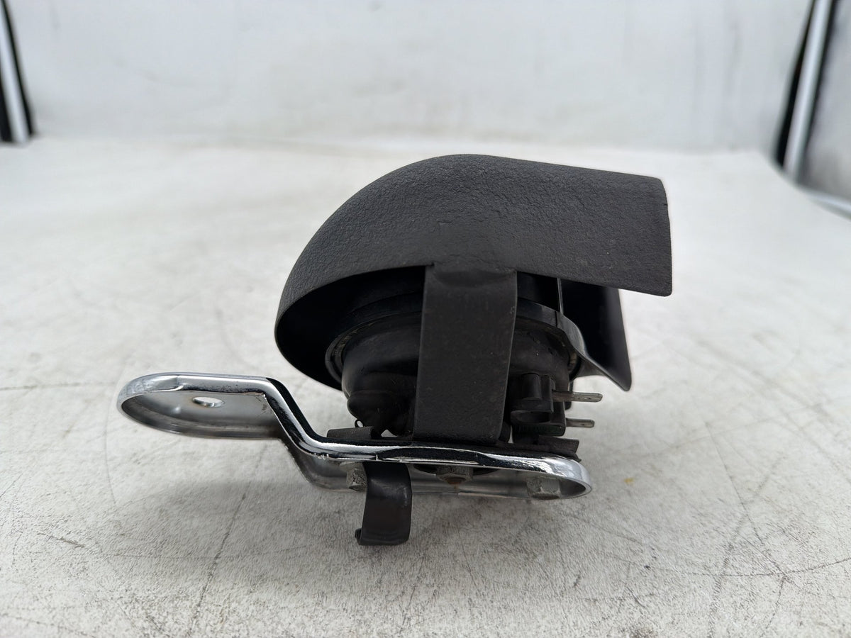 2013 Harley Street Glide Touring FLHX OEM Horn Signal Klaxon Chrome Cover