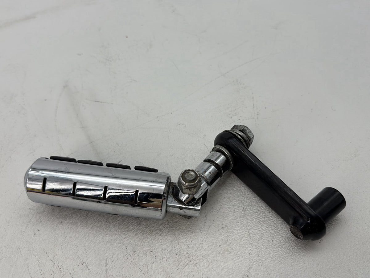 1991 Harley Heritage Softail Classic FLSTC OEM Passenger Left & Right Foot Pegs