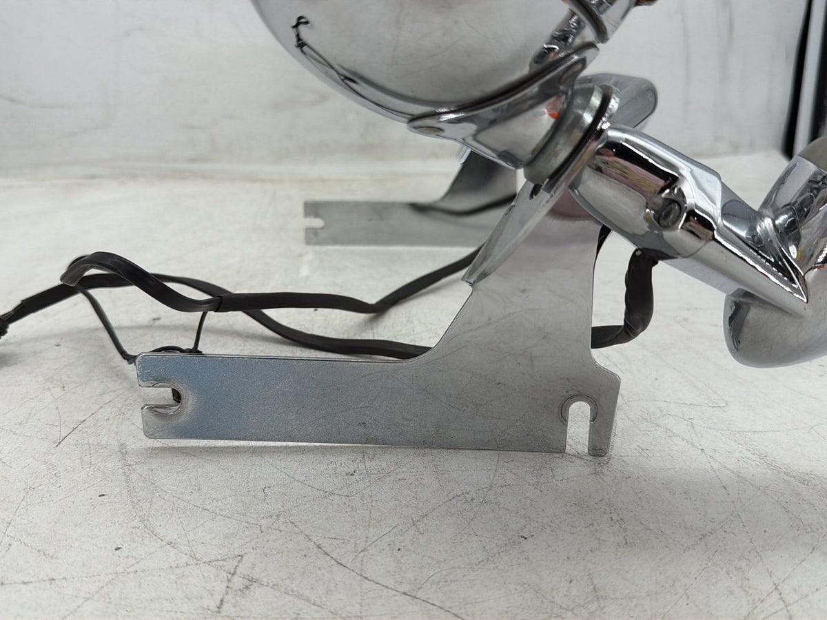 2006 Harley Electra Glide Touring Ultra FLHTCUI OEM Front Turn Signal Indicators Aux Light Bar
