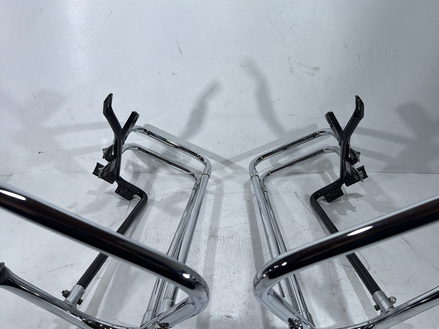 2013 Harley Electra Glide Touring Ultra FLHTCUI OEM Rear Left Right Saddlebag Guard Rails Bar