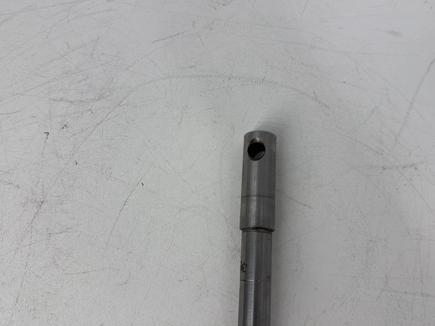 2005 Harley Sportster XL883C 883 Custom OEM Front Wheel Axle Bolt Shaft