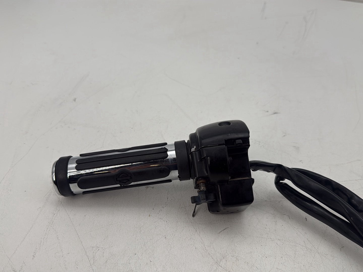 2007 Harley Touring FLHTP Electra Glide Police OEM Right Engine Start Kill Switches Controls