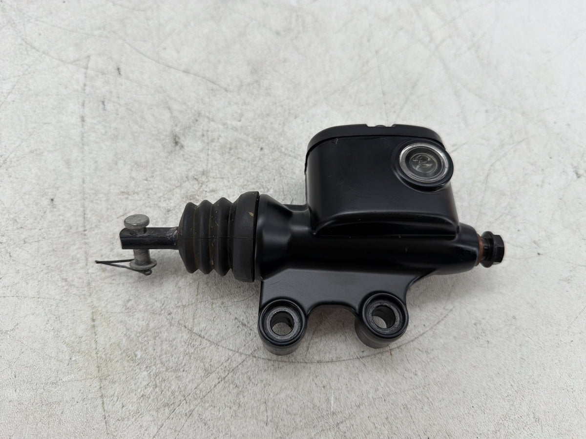 2015 Harley Electra Glide Touring Ultra OEM Rear Brake Master Cylinder Reservoir
