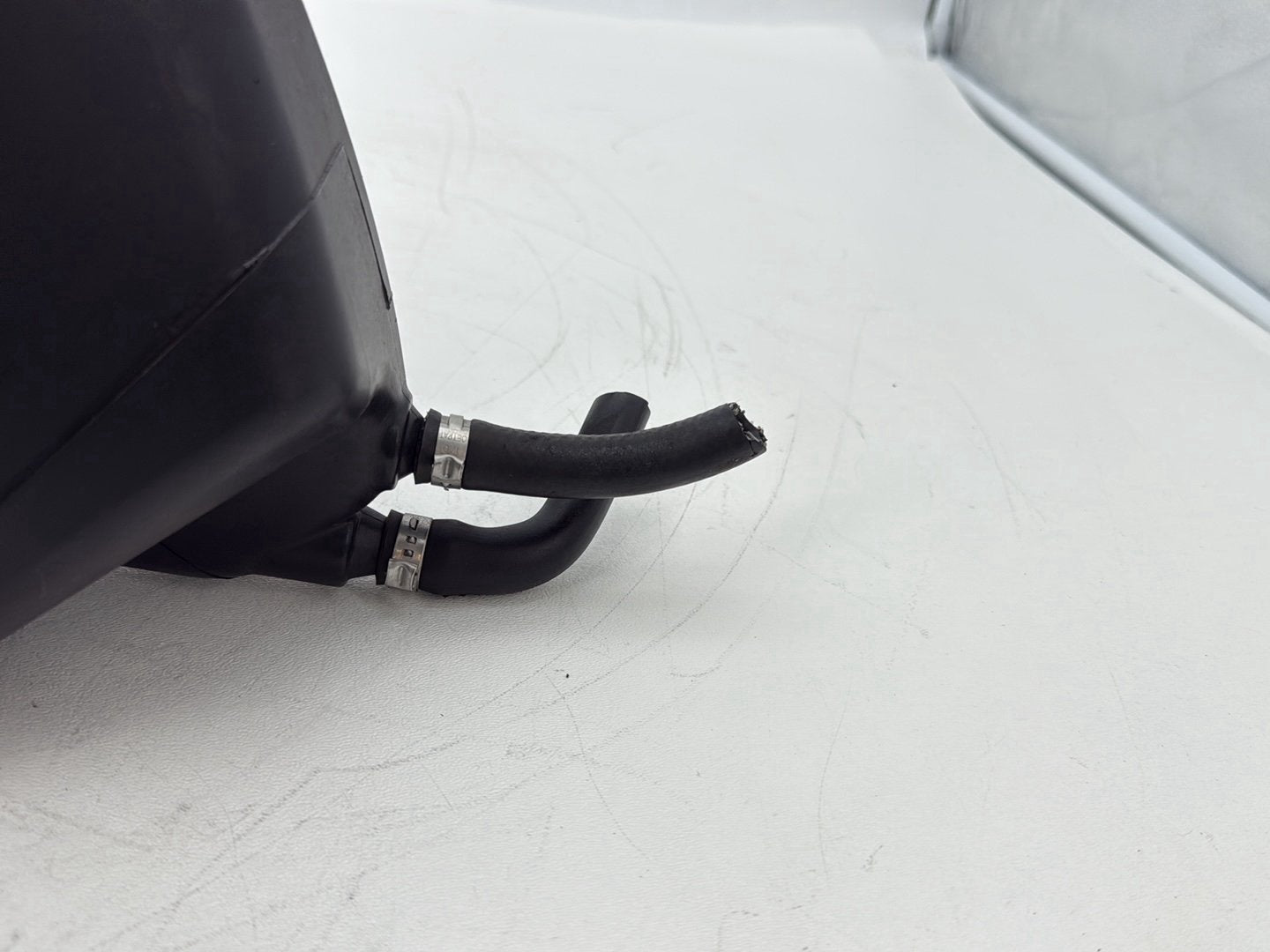 2004 - 2013 Harley-Davidson Sportster 1200 Custom Oil Tank Reservoir Bottle Canister & Dipstick 62888-04