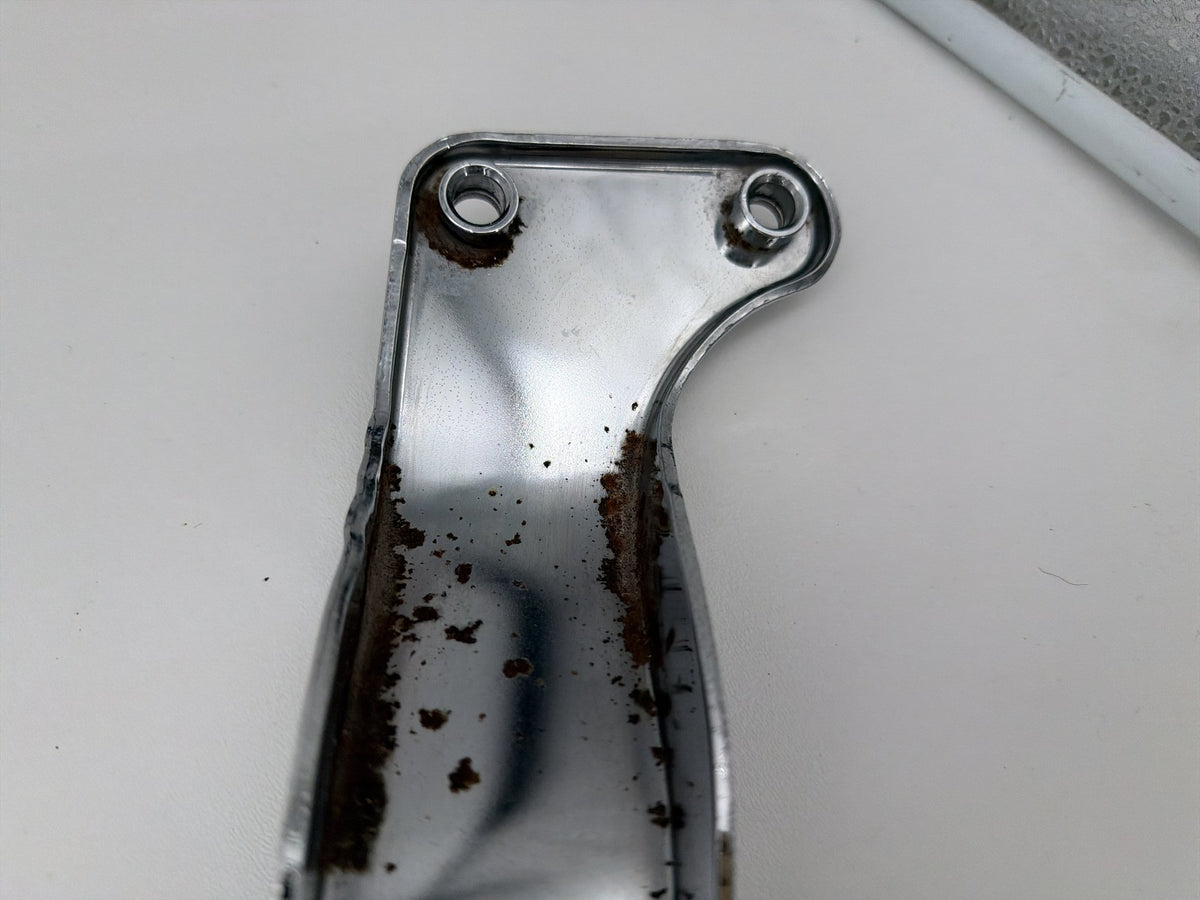 2002 Harley Heritage Softail Classic OEM Rear Left Right Fender Struts Bracket