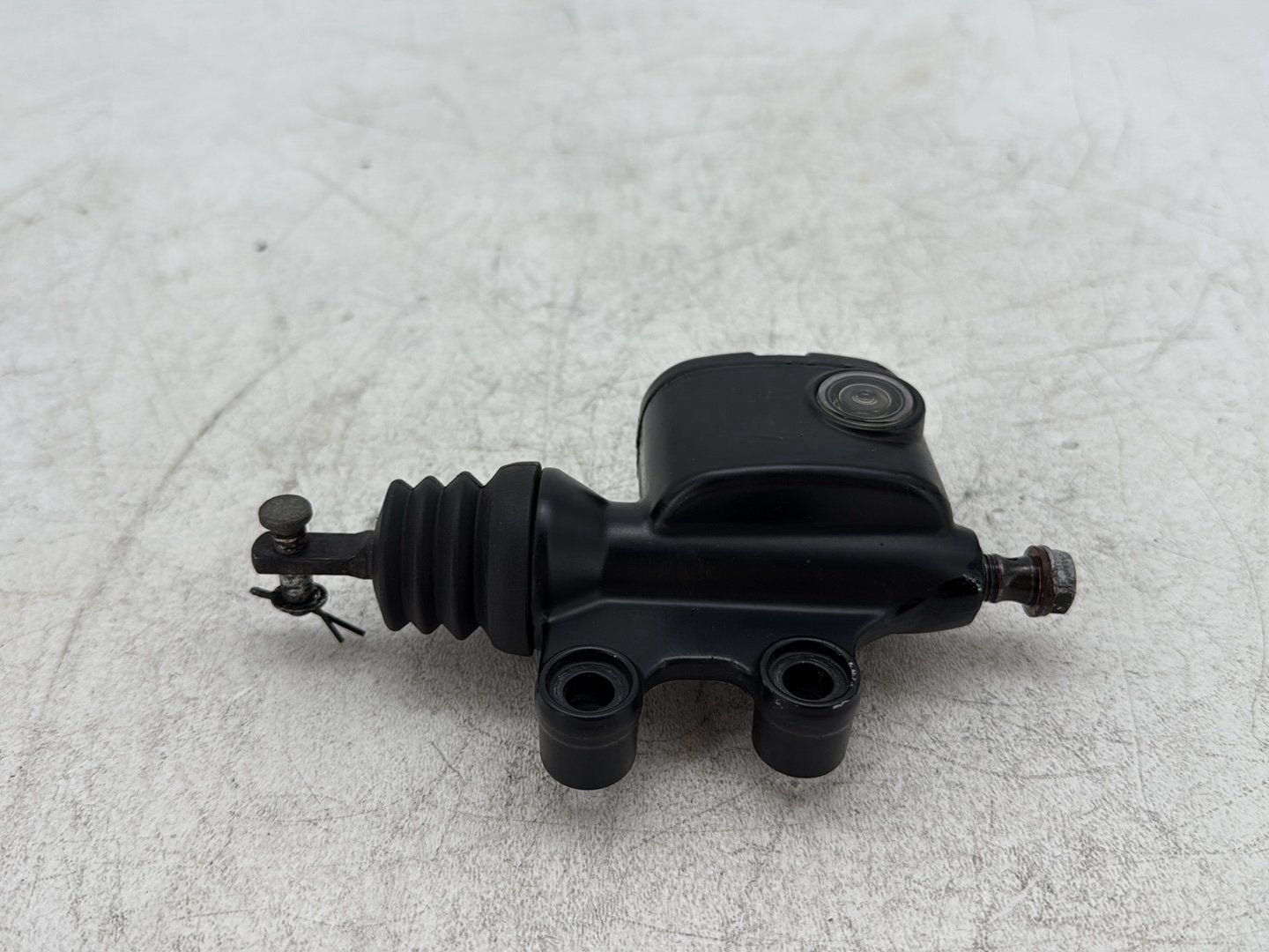 2009 Harley Street Glide Touring FLHX OEM Rear Brake Master Cylinder Reservoir