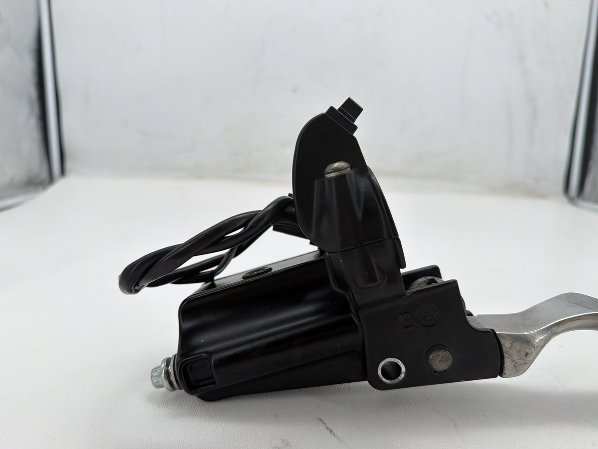 1995 Harley Electra Glide Touring OEM Front Right Brake Lever Master Cylinder