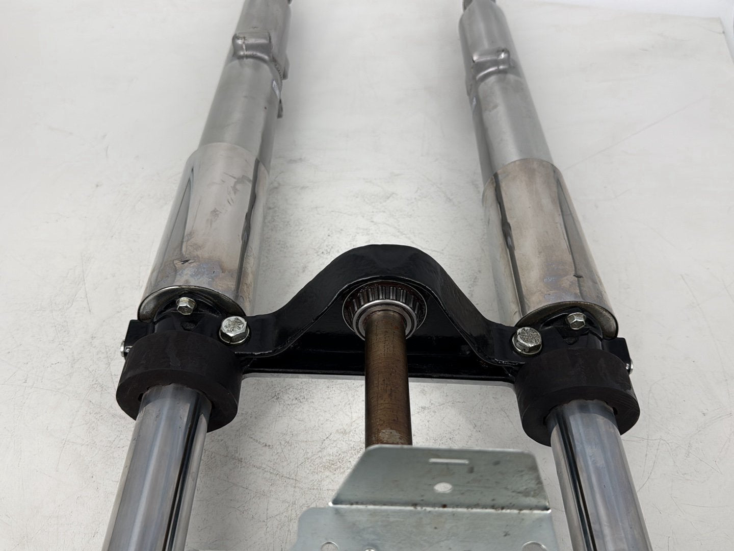 1999 - 2006 Harley-Davidson Touring Electra Glide Classic Front Triple Tree Set & LH RH Fork Legs Sliders 45435-95