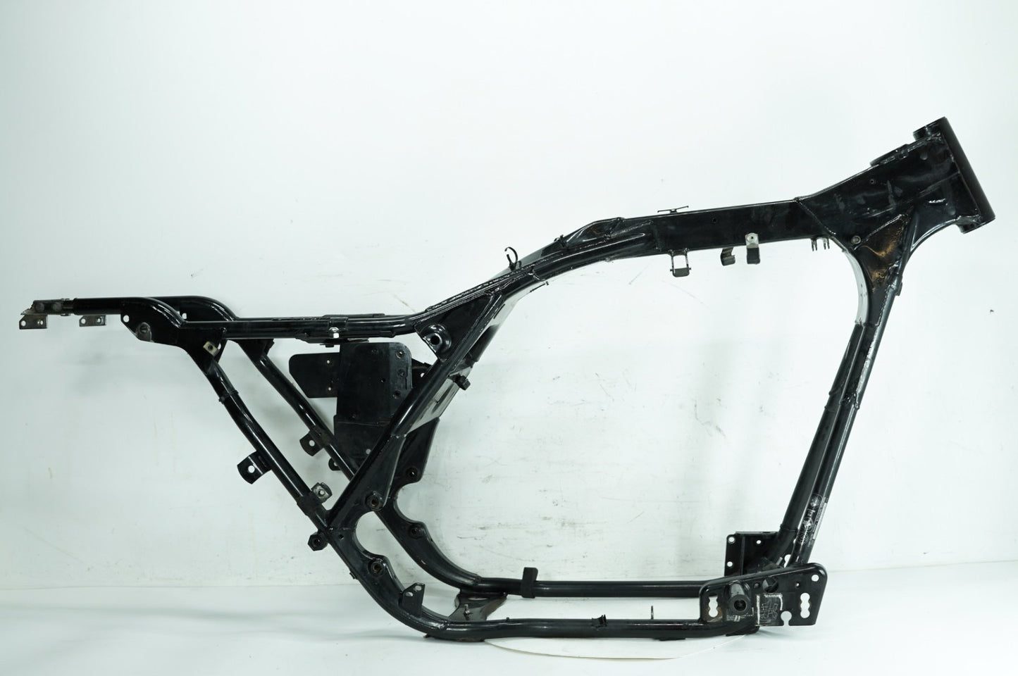 1984 - 1998 Harley-Davidson Touring Electra Glide Classic Body Main Frame Chassis CLN CLR 47900-93B