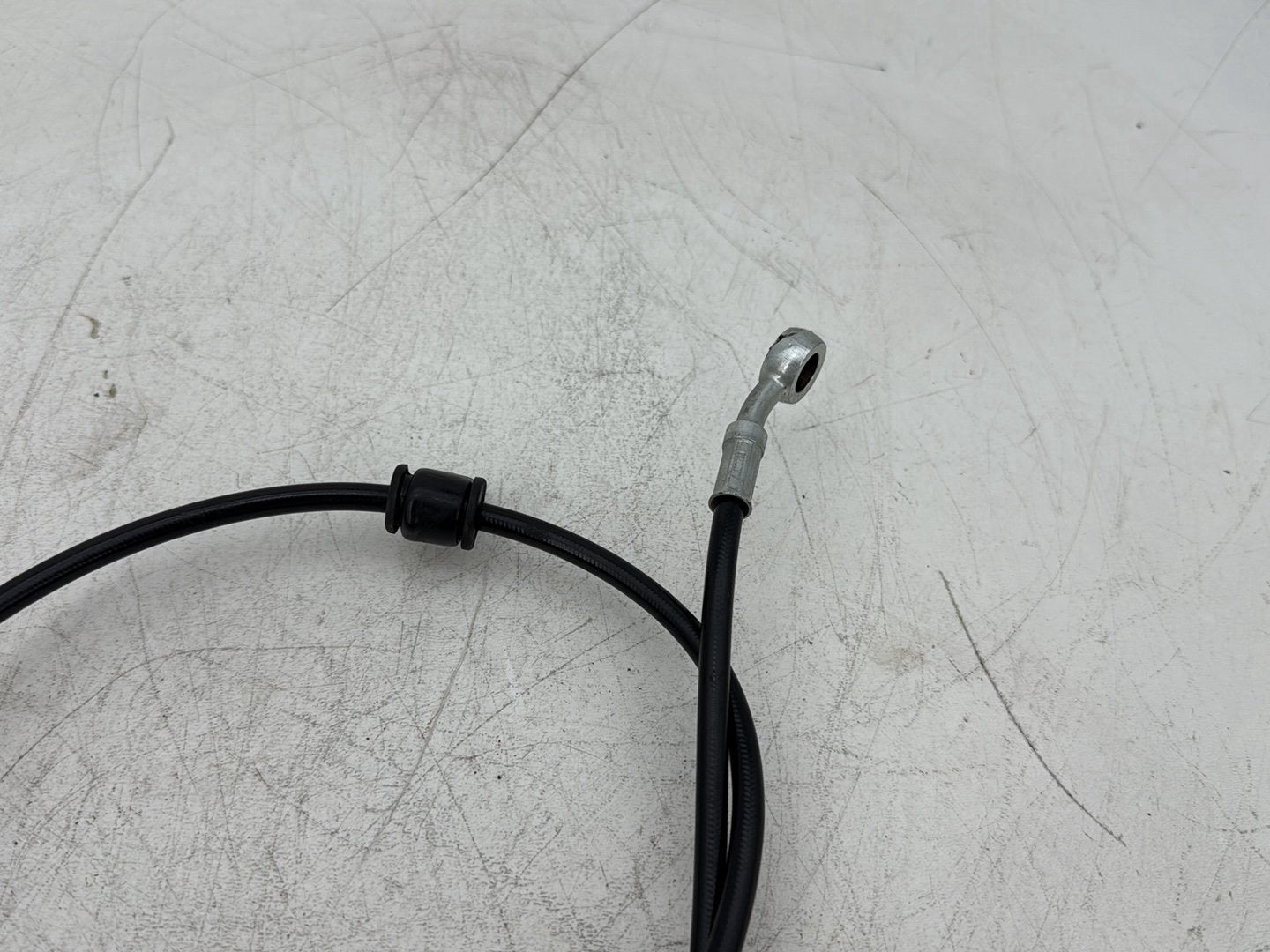 2008 Harley Dyna FXDL Low Rider Anniversary OEM Front Brake Hose Line Pipe